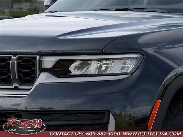 New 2026 Jeep Grand Cherokee Altitude AWD/4WD image 11
