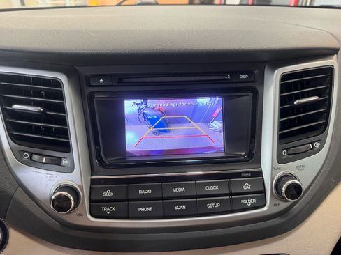 Used 2017 Hyundai Tucson Sport w/ Cargo Package image 22