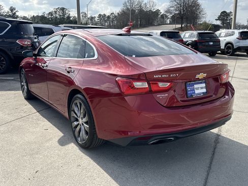 Used 2016 Chevrolet Malibu Premier w/ Driver Confidence Package image 8