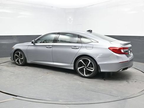 Used 2022 Honda Accord Sport image 4