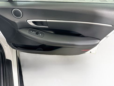 Used 2025 Hyundai Sonata SEL FWD image 30