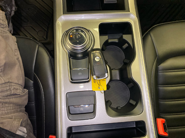 Used 2024 Ford Edge SEL AWD/4WD image 29