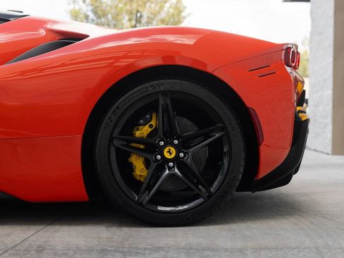 Used 2021 Ferrari SF90 Stradale AWD/4WD image 5