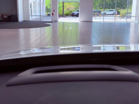 Used 2017 Volvo XC90 T6 Inscription w/ Vision Package image 9