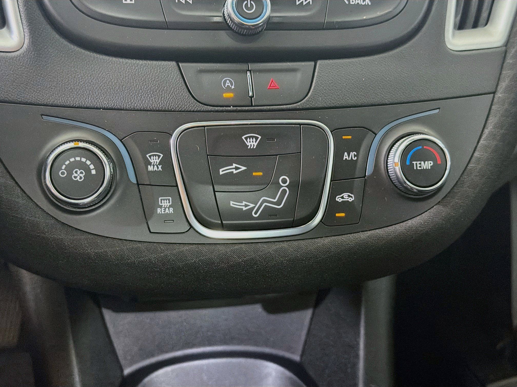 Used 2023 Chevrolet Malibu RS w/ LPO, Floor Liner Package FWD image 22