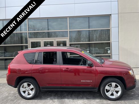 Used 2012 Jeep Compass Sport image 1