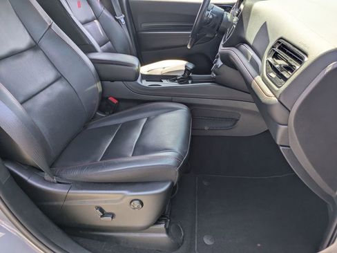 Used 2025 Dodge Durango GT AWD/4WD image 27