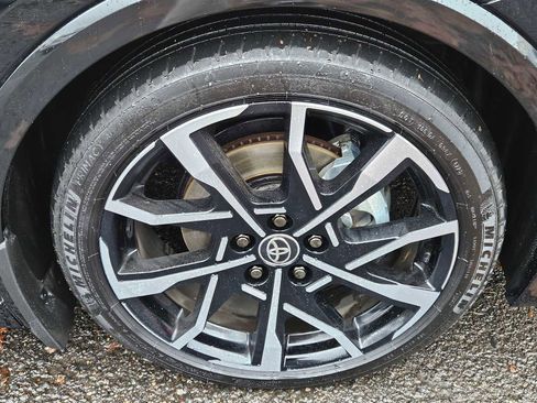 Used 2024 Toyota Prius Prime image 9