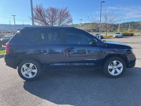 Used 2016 Jeep Compass Sport w/ Power Value Group AWD/4WD image 10
