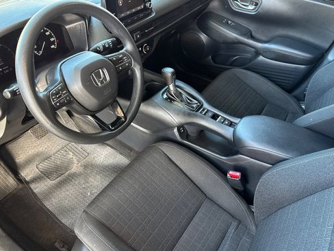 Used 2024 Honda HR-V LX image 5