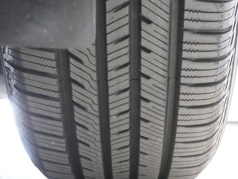 Used 2020 Ford Edge SEL w/ Convenience Package image 26