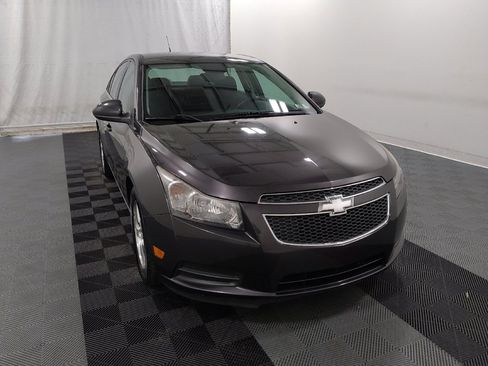 Used 2014 Chevrolet Cruze LT w/ Technology Package FWD image 14