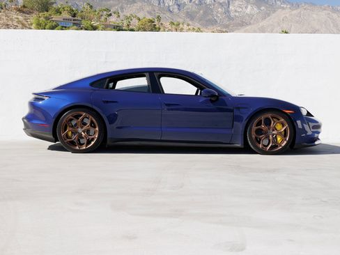 Used 2020 Porsche Taycan Turbo S image 8