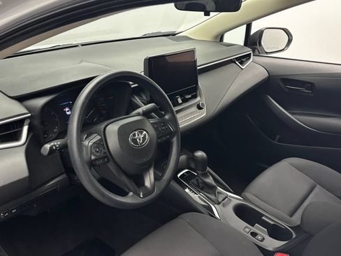 Used 2024 Toyota Corolla LE FWD image 13