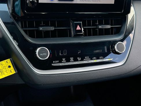 Used 2023 Toyota Corolla LE image 13