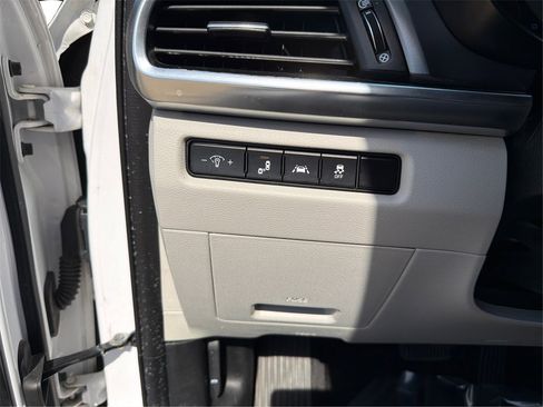 Used 2022 Kia Telluride S image 19