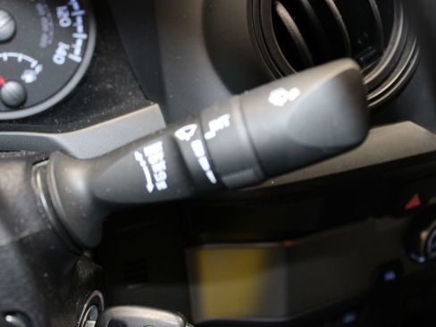 Used 2023 Toyota Tacoma SR w/ SR Convenience Package image 22