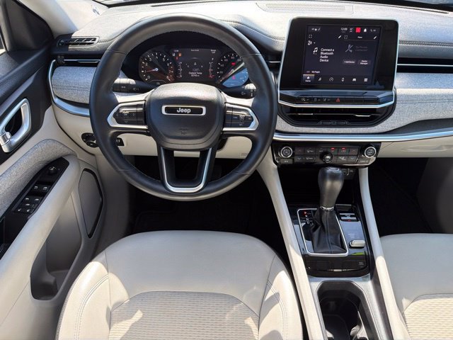 Used 2022 Jeep Compass Latitude w/ Convenience Group AWD/4WD image 18