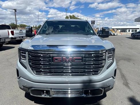 Used 2025 GMC Sierra 1500 Denali w/ Denali Reserve Package AWD/4WD image 2