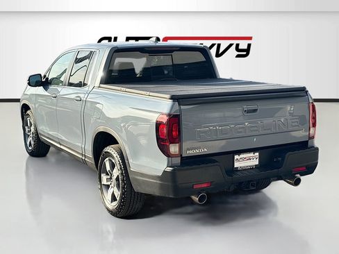 Used 2025 Honda Ridgeline RTL image 5