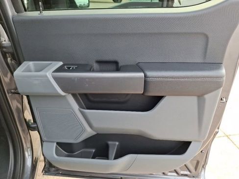 Used 2023 Ford F150 XLT image 9