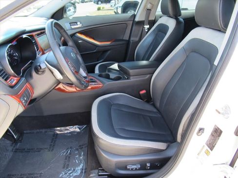 Used 2011 Kia Optima SX w/ Premium Pkg FWD image 16