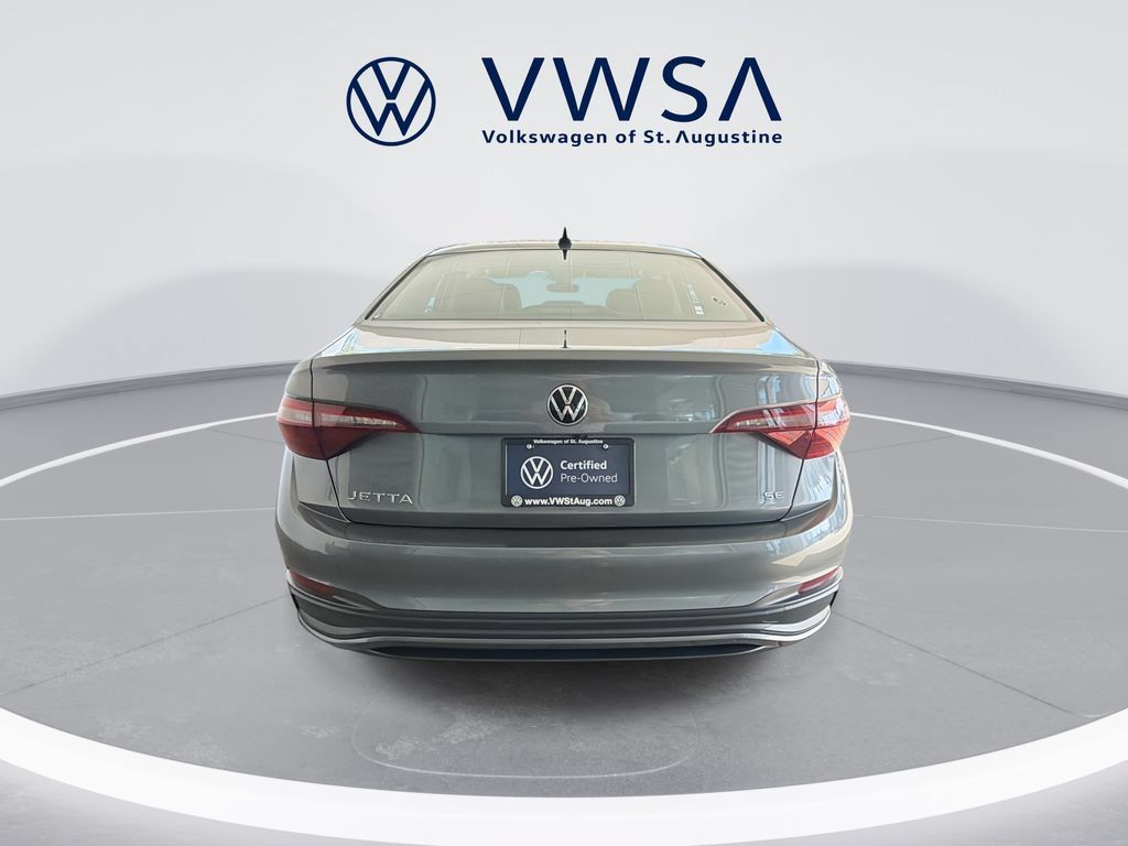 Certified 2023 Volkswagen Jetta SE FWD image 7