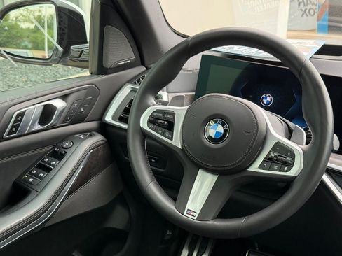 Used 2024 BMW X5 xDrive40i w/ Executive Package AWD/4WD image 14