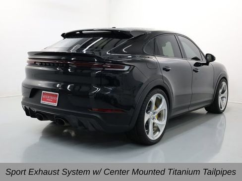 Used 2024 Porsche Cayenne Turbo GT AWD/4WD image 40