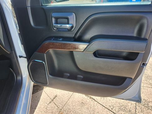 Used 2018 GMC Sierra 1500 SLT image 18