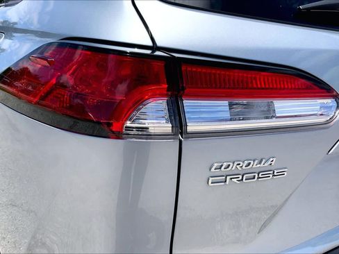 Certified 2023 Toyota Corolla Cross LE FWD image 28