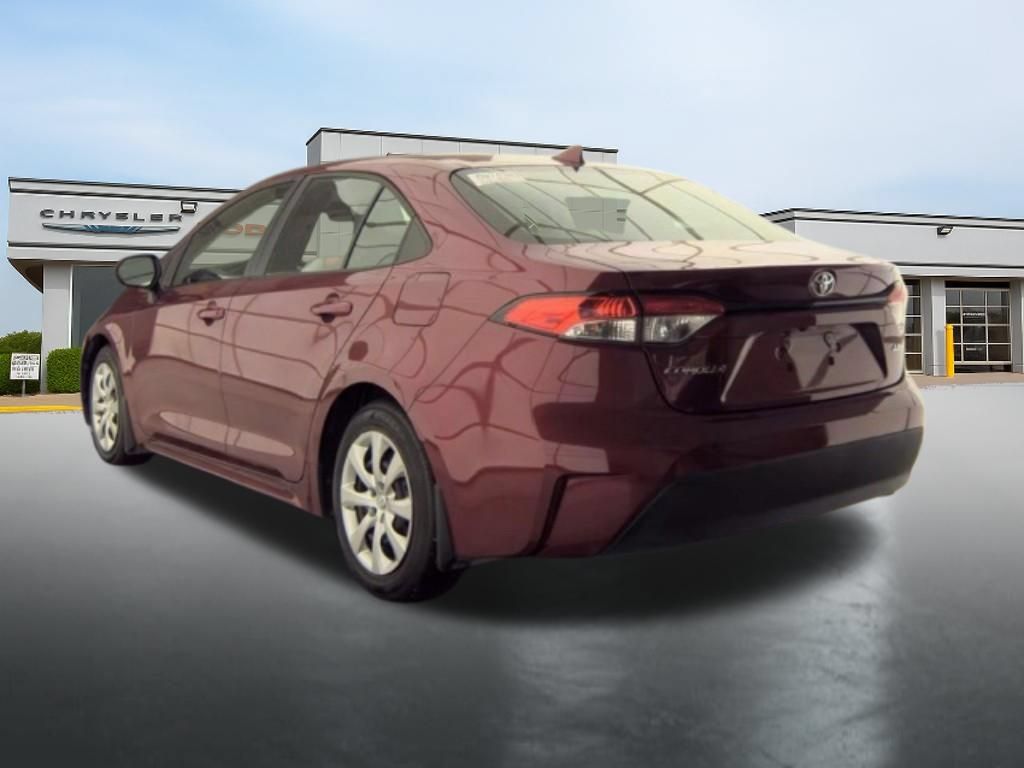 Used 2026 Toyota Corolla LE FWD image 7