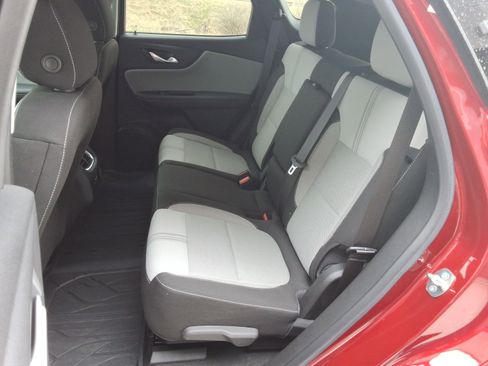 Used 2023 Chevrolet Blazer LT AWD/4WD image 28