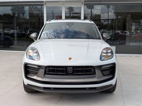 New 2026 Porsche Macan Turbo image 6