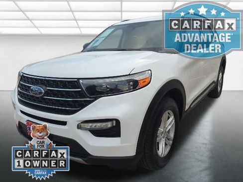Used 2024 Ford Explorer XLT w/ Equipment Group 202A image 14