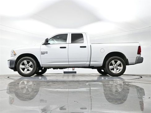 Used 2024 RAM 1500 Classic SLT image 12