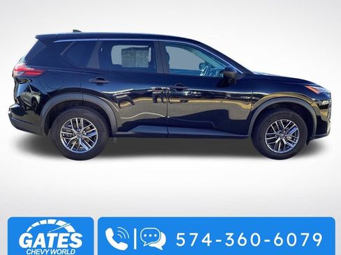 Used 2024 Nissan Rogue S AWD/4WD image 10