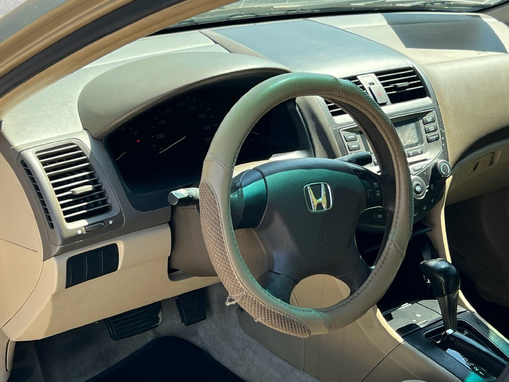 Used 2006 Honda Accord VP image 5