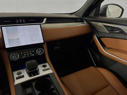 New 2026 Jaguar F-PACE R-Dynamic S image 24