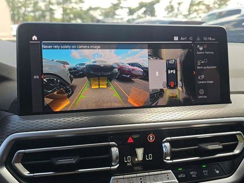 Used 2025 BMW X4 xDrive30i w/ Premium Package AWD/4WD image 21