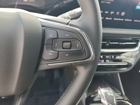 New 2026 Buick Envista Avenir FWD image 24