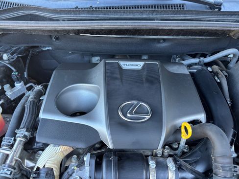 Used 2018 Lexus NX 300 FWD image 17