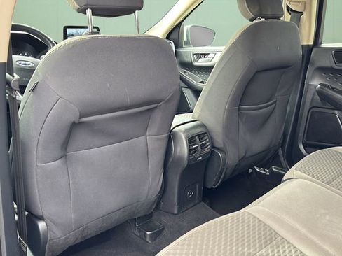 Used 2020 Ford Escape SE image 21