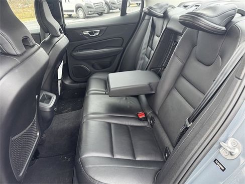 Used 2024 Volvo S60 B5 Plus image 19