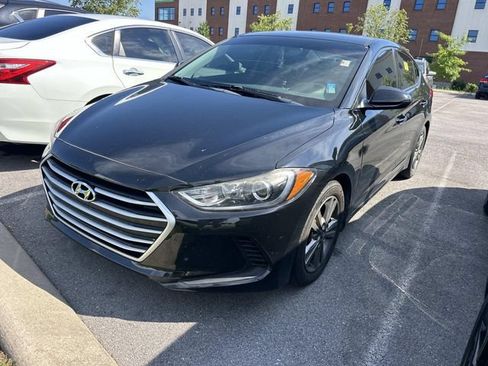 Used 2018 Hyundai Elantra SEL FWD image 1