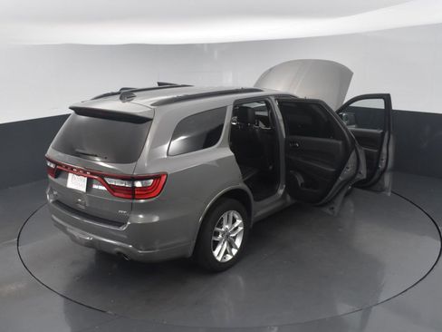 Used 2024 Dodge Durango GT image 27