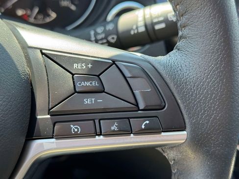 Used 2020 Nissan Rogue SV AWD/4WD image 20