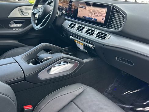 New 2026 Mercedes-Benz GLE 450 4MATIC image 16