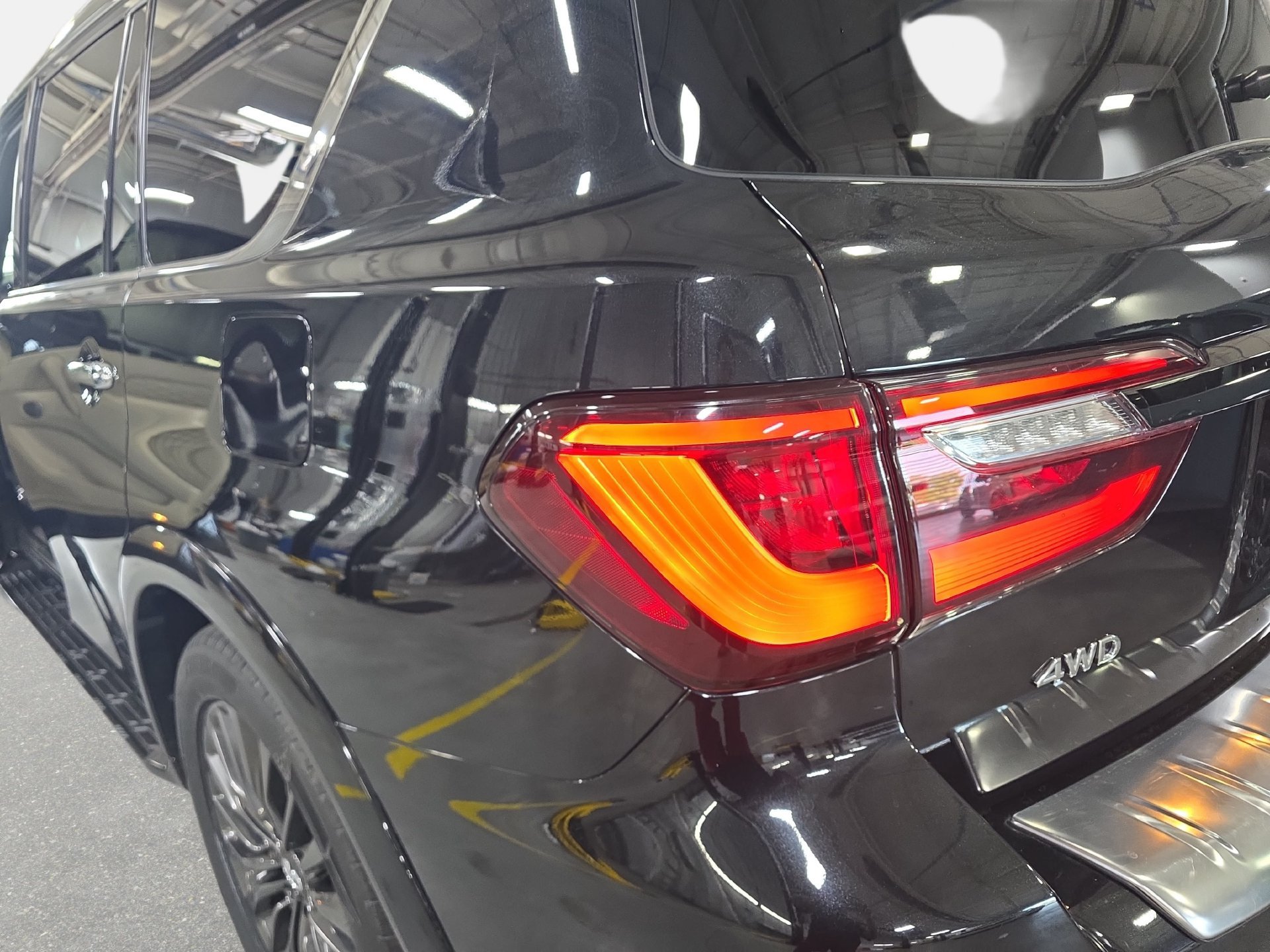 Certified 2024 INFINITI QX80 Sensory AWD/4WD image 33