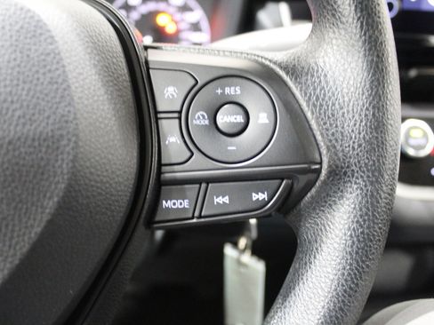 Used 2023 Toyota Corolla LE image 26